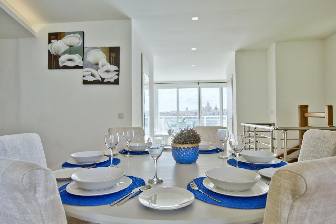 Sliema Duplex Penthouse With Sea Views & Private Terrace By Shortletsmalta Apartment Exterior photo